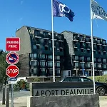 Bel à - Vue Et Port *
