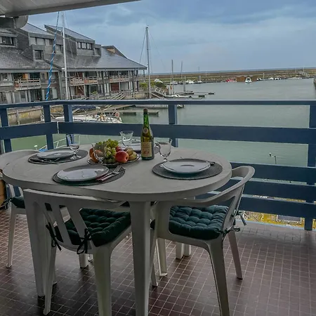 Bel à - Vue Et Port *