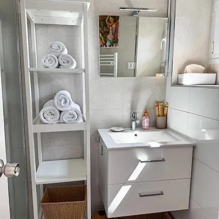 Bel à - Vue Et Port