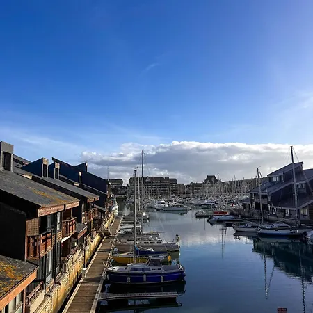Bel à - Vue Et Port Appartamento *