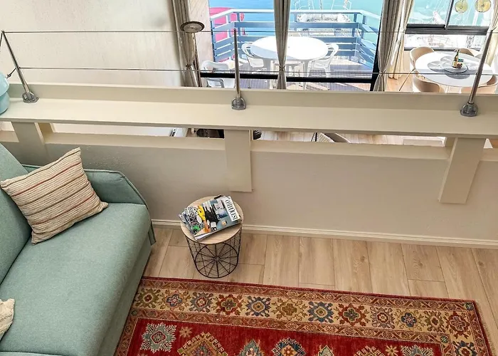 Bel à - Vue Et Port