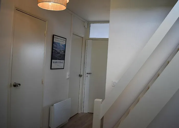 Bel à - Vue Et Port *